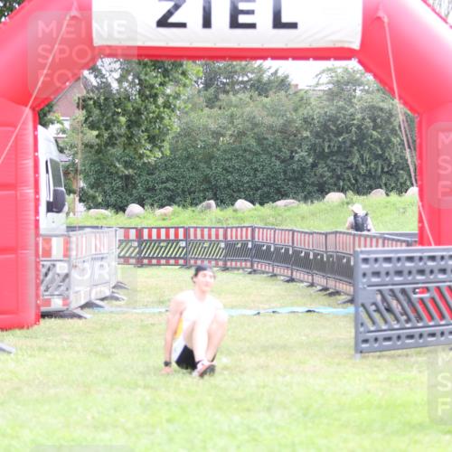 21.06.2026 - 29. Vierlanden-Triathlon Andreas Tolksdorf http://msf.ph/oto/9870635 21.06.2026 10:52:15 Ziel  meine-sportfotos.de