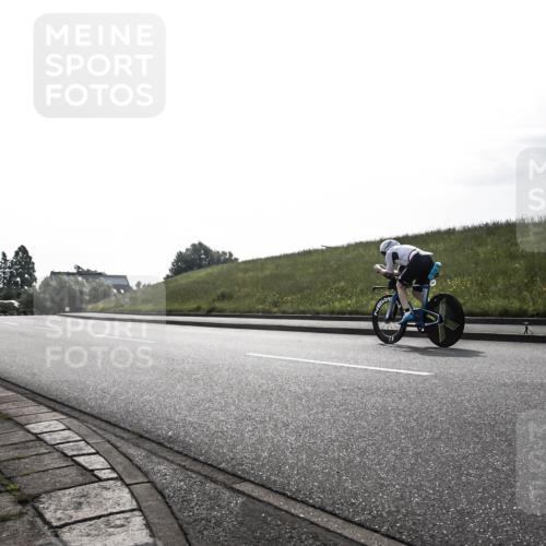 21.06.2026 - 29. Vierlanden-Triathlon H.Heesch http://msf.ph/oto/9870643 21.06.2026 09:14:22 Radfahren 30, 60 meine-sportfotos.de