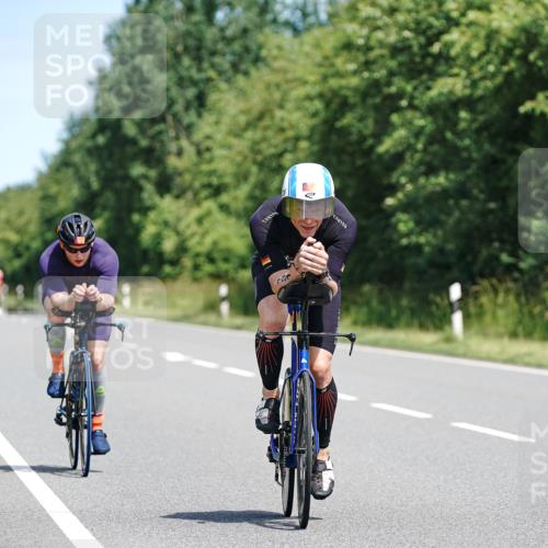 21.06.2026 - Viking Triathlon Michael Burmester http://msf.ph/oto/9870657 21.06.2026 12:35:39 Radfahren 14, 37, 153, 153, 245, 335, 486, 511, 521, 562 meine-sportfotos.de