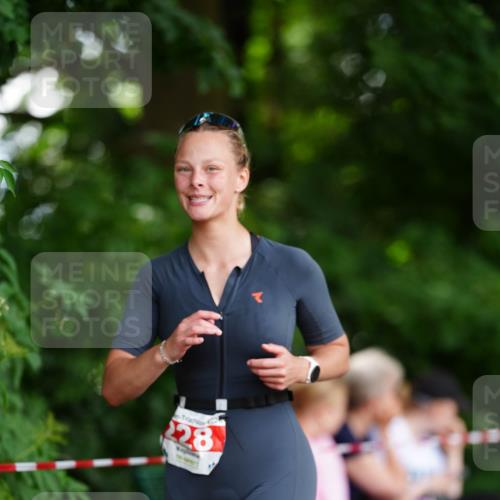 21.06.2026 - 29. Vierlanden-Triathlon LAZAROV Photography http://msf.ph/oto/9870895 21.06.2026 13:59:10 Laufen 402, 28 meine-sportfotos.de
