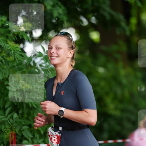 21.06.2026 - 29. Vierlanden-Triathlon LAZAROV Photography http://msf.ph/oto/9870901 21.06.2026 13:59:11 Laufen 8 meine-sportfotos.de
