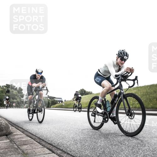 21.06.2026 - 29. Vierlanden-Triathlon H.Heesch http://msf.ph/oto/9870937 21.06.2026 10:32:36 Radfahren 93, 217, 287, 299, 302 meine-sportfotos.de
