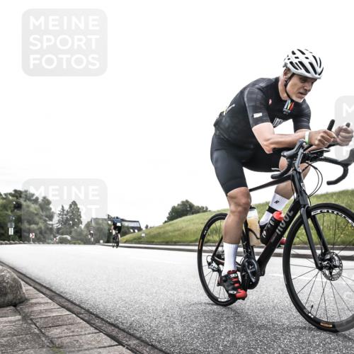 21.06.2026 - 29. Vierlanden-Triathlon H.Heesch http://msf.ph/oto/9870962 21.06.2026 10:32:39 Radfahren 93, 217, 287, 299 meine-sportfotos.de