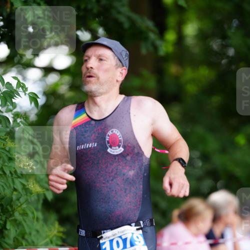 21.06.2026 - 29. Vierlanden-Triathlon LAZAROV Photography http://msf.ph/oto/9870963 21.06.2026 13:59:37 Laufen 1079, 100, 1910 meine-sportfotos.de