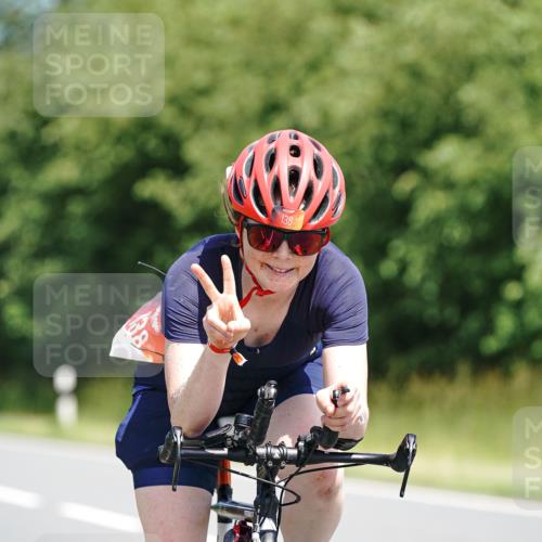 21.06.2026 - Viking Triathlon Michael Burmester http://msf.ph/oto/9870964 21.06.2026 12:37:51 Radfahren 138, 185, 229, 244, 378, 413, 506, 520, 550, 557 meine-sportfotos.de