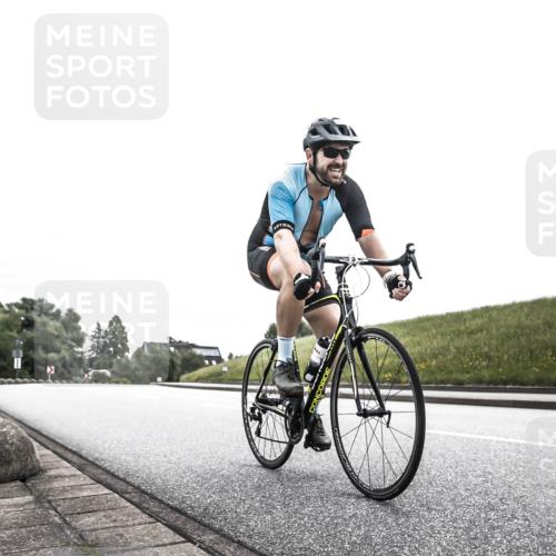 21.06.2026 - 29. Vierlanden-Triathlon H.Heesch http://msf.ph/oto/9870968 21.06.2026 10:33:11 Radfahren 91, 183, 266, 273 meine-sportfotos.de