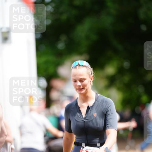 21.06.2026 - 29. Vierlanden-Triathlon LAZAROV Photography http://msf.ph/oto/9871110 21.06.2026 14:00:33 Laufen 22 meine-sportfotos.de