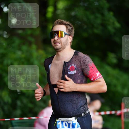 21.06.2026 - 29. Vierlanden-Triathlon LAZAROV Photography http://msf.ph/oto/9871146 21.06.2026 14:01:02 Laufen 1077, 19, 4, 1910, 1910 meine-sportfotos.de