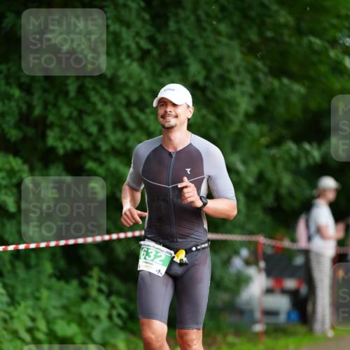21.06.2026 - 29. Vierlanden-Triathlon LAZAROV Photography http://msf.ph/oto/9871203 21.06.2026 14:01:32 Laufen 632 meine-sportfotos.de