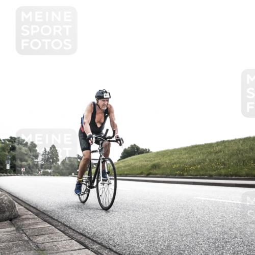 21.06.2026 - 29. Vierlanden-Triathlon H.Heesch http://msf.ph/oto/9871240 21.06.2026 10:35:18 Radfahren 220, 257, 271, 611 meine-sportfotos.de