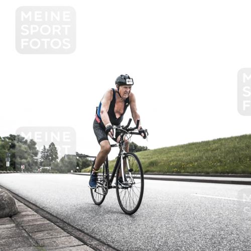 21.06.2026 - 29. Vierlanden-Triathlon H.Heesch http://msf.ph/oto/9871243 21.06.2026 10:35:18 Radfahren 220, 257, 271, 611 meine-sportfotos.de