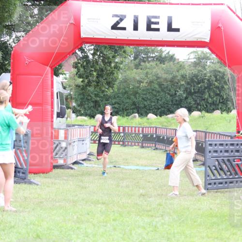21.06.2026 - 29. Vierlanden-Triathlon Andreas Tolksdorf http://msf.ph/oto/9871255 21.06.2026 10:55:26 Ziel  meine-sportfotos.de