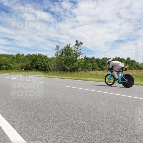 21.06.2026 - Viking Triathlon Michael Burmester http://msf.ph/oto/9871298 21.06.2026 12:18:11 Radfahren 25, 200, 253, 285, 354, 404, 423, 440, 448, 520, 547, 568, 575, 576, 633, 636 meine-sportfotos.de