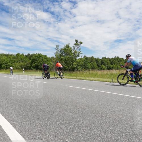 21.06.2026 - Viking Triathlon Michael Burmester http://msf.ph/oto/9871315 21.06.2026 12:18:12 Radfahren 25, 200, 253, 354, 404, 423, 440, 448, 520, 547, 568, 575, 576, 633, 636 meine-sportfotos.de