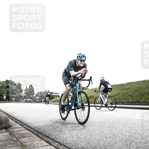 21.06.2026 - 29. Vierlanden-Triathlon H.Heesch http://msf.ph/oto/9871359 21.06.2026 10:35:46 Radfahren 46, 131, 173 meine-sportfotos.de