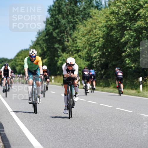 21.06.2026 - Viking Triathlon Michael Burmester http://msf.ph/oto/9871375 21.06.2026 12:40:00 Radfahren 47, 174, 231, 242, 272, 325, 512, 524, 624 meine-sportfotos.de