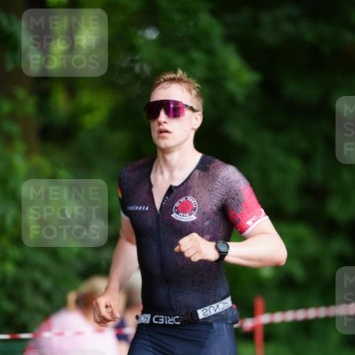 21.06.2026 - 29. Vierlanden-Triathlon LAZAROV Photography http://msf.ph/oto/9871409 21.06.2026 14:03:32 Laufen 910 meine-sportfotos.de