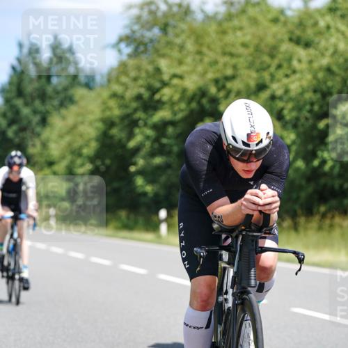 21.06.2026 - Viking Triathlon Michael Burmester http://msf.ph/oto/9871430 21.06.2026 12:40:05 Radfahren 47, 174, 242, 272, 325, 512, 524, 624 meine-sportfotos.de