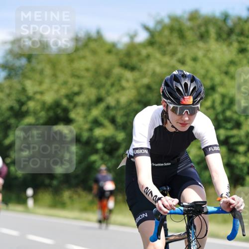 21.06.2026 - Viking Triathlon Michael Burmester http://msf.ph/oto/9871436 21.06.2026 12:40:06 Radfahren 47, 174, 242, 272, 325, 433, 512, 524, 624 meine-sportfotos.de
