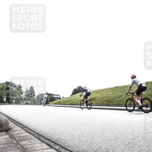 21.06.2026 - 29. Vierlanden-Triathlon H.Heesch http://msf.ph/oto/9871439 21.06.2026 10:36:09 Radfahren 376, 589 meine-sportfotos.de