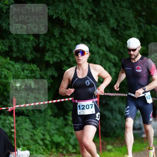 21.06.2026 - 29. Vierlanden-Triathlon LAZAROV Photography http://msf.ph/oto/9871505 21.06.2026 14:04:09 Laufen 1207, 121 meine-sportfotos.de