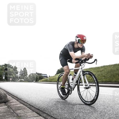 21.06.2026 - 29. Vierlanden-Triathlon H.Heesch http://msf.ph/oto/9871521 21.06.2026 10:36:51 Radfahren 55, 128, 197, 264, 292 meine-sportfotos.de