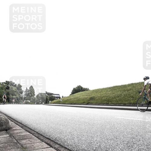 21.06.2026 - 29. Vierlanden-Triathlon H.Heesch http://msf.ph/oto/9871530 21.06.2026 10:37:06 Radfahren 4, 40 meine-sportfotos.de