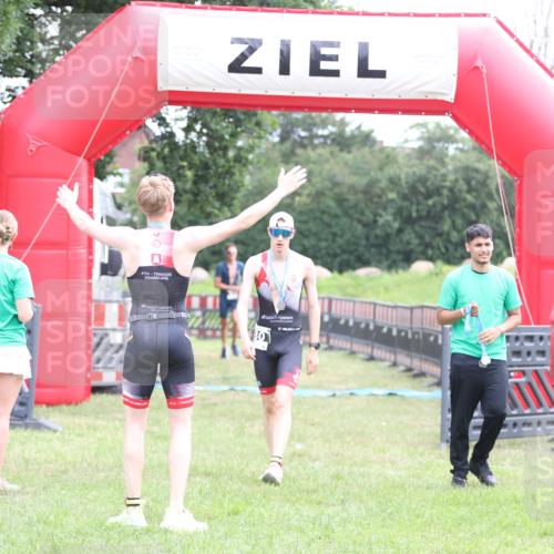 21.06.2026 - 29. Vierlanden-Triathlon Andreas Tolksdorf http://msf.ph/oto/9871558 21.06.2026 10:55:51 Ziel 339, 339 meine-sportfotos.de