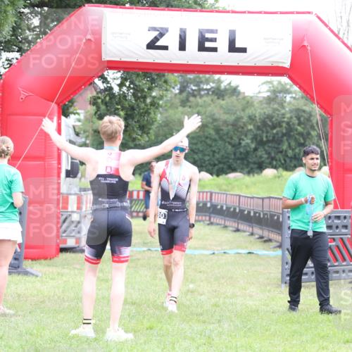 21.06.2026 - 29. Vierlanden-Triathlon Andreas Tolksdorf http://msf.ph/oto/9871575 21.06.2026 10:55:51 Ziel 339, 339 meine-sportfotos.de