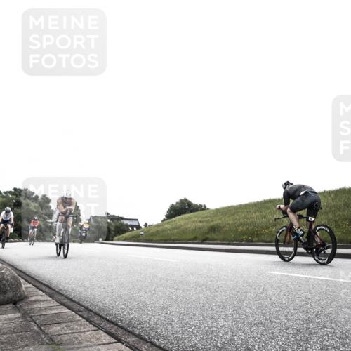 21.06.2026 - 29. Vierlanden-Triathlon H.Heesch http://msf.ph/oto/9871595 21.06.2026 10:37:49 Radfahren 20, 27, 35, 67, 233, 275, 336, 429 meine-sportfotos.de