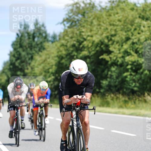 21.06.2026 - Viking Triathlon Michael Burmester http://msf.ph/oto/9871611 21.06.2026 12:40:58 Radfahren 40, 192, 200, 285, 332, 404, 466, 491, 498, 566, 568, 604, 656 meine-sportfotos.de