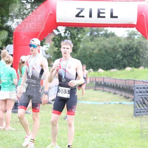 21.06.2026 - 29. Vierlanden-Triathlon Andreas Tolksdorf http://msf.ph/oto/9871616 21.06.2026 10:55:58 Ziel 210, 339, 210, 339 meine-sportfotos.de
