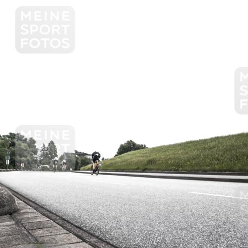 21.06.2026 - 29. Vierlanden-Triathlon H.Heesch http://msf.ph/oto/9871654 21.06.2026 10:37:53 Radfahren 20, 67, 233, 437 meine-sportfotos.de