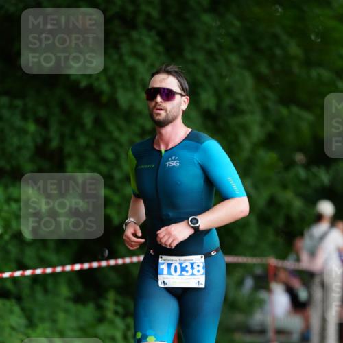 21.06.2026 - 29. Vierlanden-Triathlon LAZAROV Photography http://msf.ph/oto/9871655 21.06.2026 14:05:11 Laufen 2026, 1038 meine-sportfotos.de