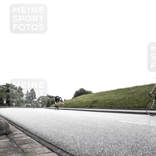 21.06.2026 - 29. Vierlanden-Triathlon H.Heesch http://msf.ph/oto/9871659 21.06.2026 10:37:53 Radfahren 20, 67, 233, 437 meine-sportfotos.de