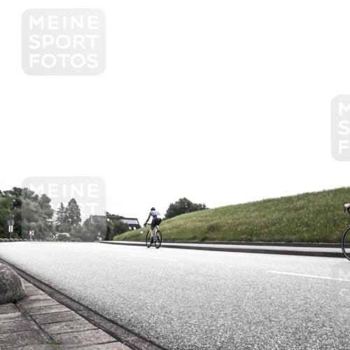 21.06.2026 - 29. Vierlanden-Triathlon H.Heesch http://msf.ph/oto/9871668 21.06.2026 10:38:04 Radfahren 38, 327 meine-sportfotos.de