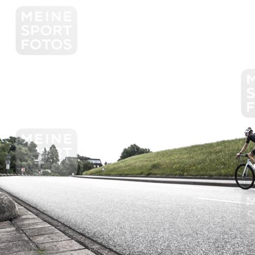 21.06.2026 - 29. Vierlanden-Triathlon H.Heesch http://msf.ph/oto/9871685 21.06.2026 10:38:25 Radfahren 344 meine-sportfotos.de