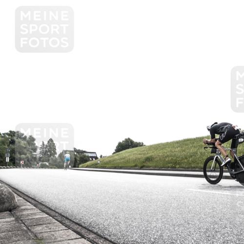 21.06.2026 - 29. Vierlanden-Triathlon H.Heesch http://msf.ph/oto/9871693 21.06.2026 10:38:35 Radfahren 139, 160 meine-sportfotos.de