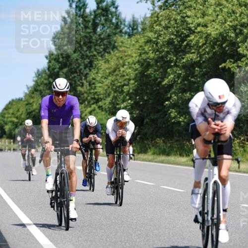 21.06.2026 - Viking Triathlon Michael Burmester http://msf.ph/oto/9871701 21.06.2026 12:41:22 Radfahren 43, 82, 117, 147, 183, 192, 321, 369, 391, 425, 469, 491, 491, 650 meine-sportfotos.de