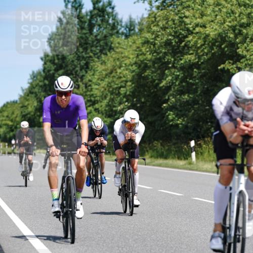 21.06.2026 - Viking Triathlon Michael Burmester http://msf.ph/oto/9871715 21.06.2026 12:41:23 Radfahren 43, 82, 117, 147, 183, 192, 321, 369, 391, 425, 469, 491, 491, 650 meine-sportfotos.de