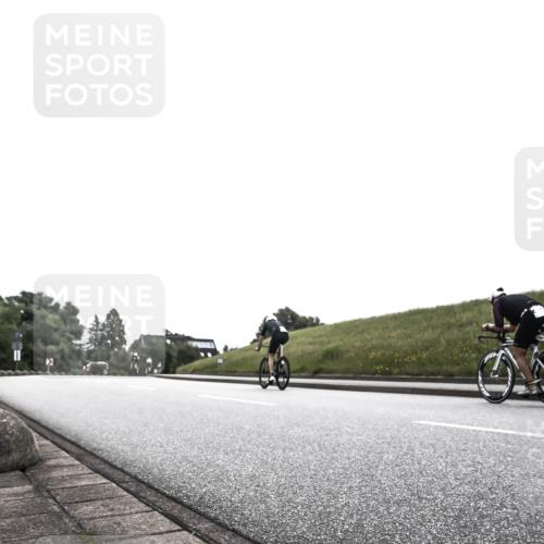 21.06.2026 - 29. Vierlanden-Triathlon H.Heesch http://msf.ph/oto/9871774 21.06.2026 10:39:52 Radfahren 111, 179 meine-sportfotos.de