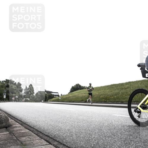 21.06.2026 - 29. Vierlanden-Triathlon H.Heesch http://msf.ph/oto/9871790 21.06.2026 10:40:36 Radfahren 199, 280 meine-sportfotos.de