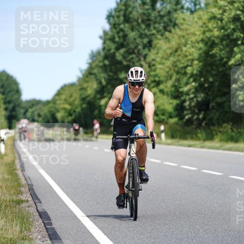 21.06.2026 - Viking Triathlon Michael Burmester http://msf.ph/oto/9871792 21.06.2026 12:41:55 Radfahren 291, 291, 398, 417, 440, 523 meine-sportfotos.de