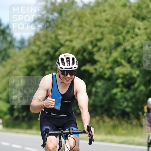 21.06.2026 - Viking Triathlon Michael Burmester http://msf.ph/oto/9871812 21.06.2026 12:41:56 Radfahren 291, 291, 339, 398, 417, 440, 523 meine-sportfotos.de