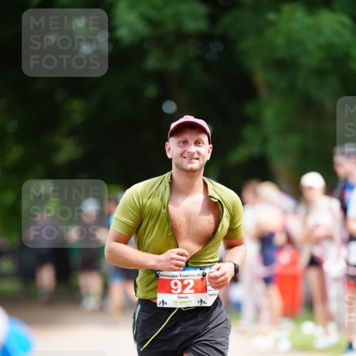 21.06.2026 - 29. Vierlanden-Triathlon LAZAROV Photography http://msf.ph/oto/9871824 21.06.2026 14:06:40 Laufen 202, 92 meine-sportfotos.de