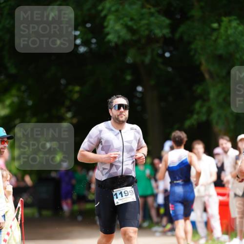 21.06.2026 - 29. Vierlanden-Triathlon LAZAROV Photography http://msf.ph/oto/9871913 21.06.2026 14:07:10 Laufen 1199, 2 meine-sportfotos.de