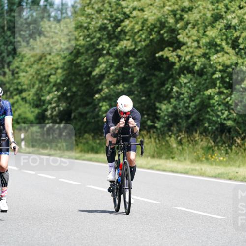 21.06.2026 - Viking Triathlon Michael Burmester http://msf.ph/oto/9871952 21.06.2026 12:42:32 Radfahren 61, 92, 134, 144, 158, 170, 171, 222, 262, 318, 324, 329, 399, 577, 632 meine-sportfotos.de