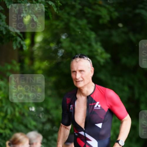 21.06.2026 - 29. Vierlanden-Triathlon LAZAROV Photography http://msf.ph/oto/9871956 21.06.2026 14:07:33 Laufen 20, 1193 meine-sportfotos.de
