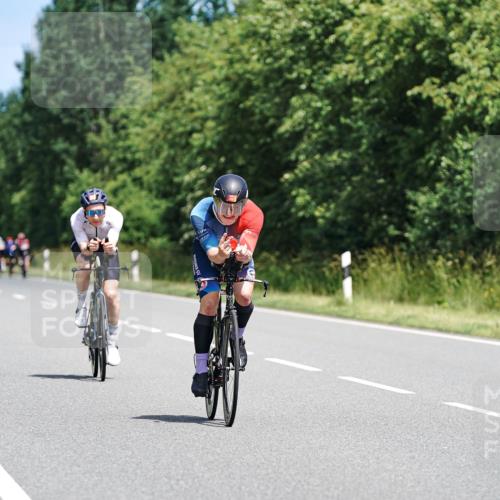21.06.2026 - Viking Triathlon Michael Burmester http://msf.ph/oto/9871970 21.06.2026 12:42:35 Radfahren 61, 92, 134, 144, 158, 170, 171, 222, 262, 318, 324, 577, 632 meine-sportfotos.de