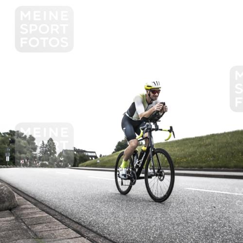 21.06.2026 - 29. Vierlanden-Triathlon H.Heesch http://msf.ph/oto/9871984 21.06.2026 10:43:07 Radfahren 122, 157 meine-sportfotos.de